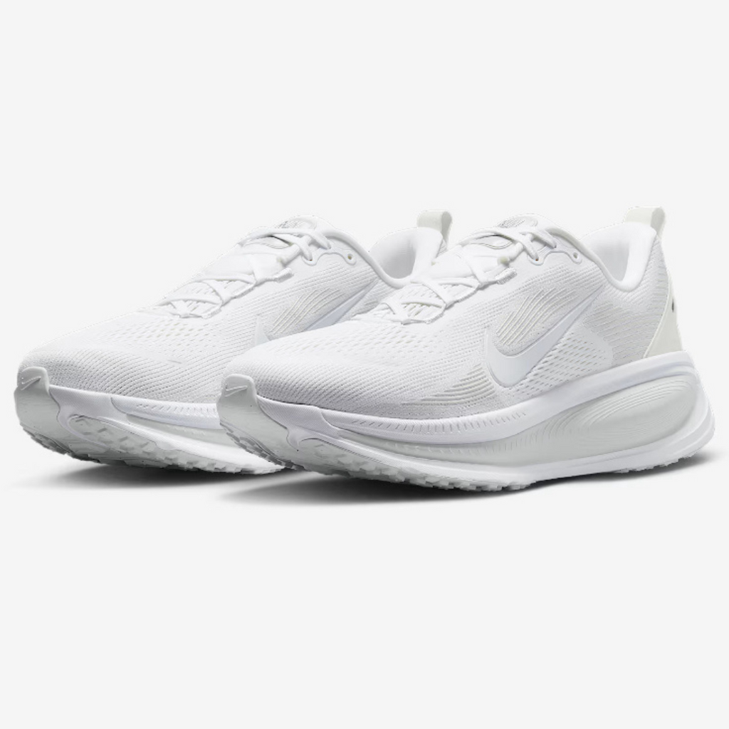 Nike Vomero 18™ – Édition Triple White