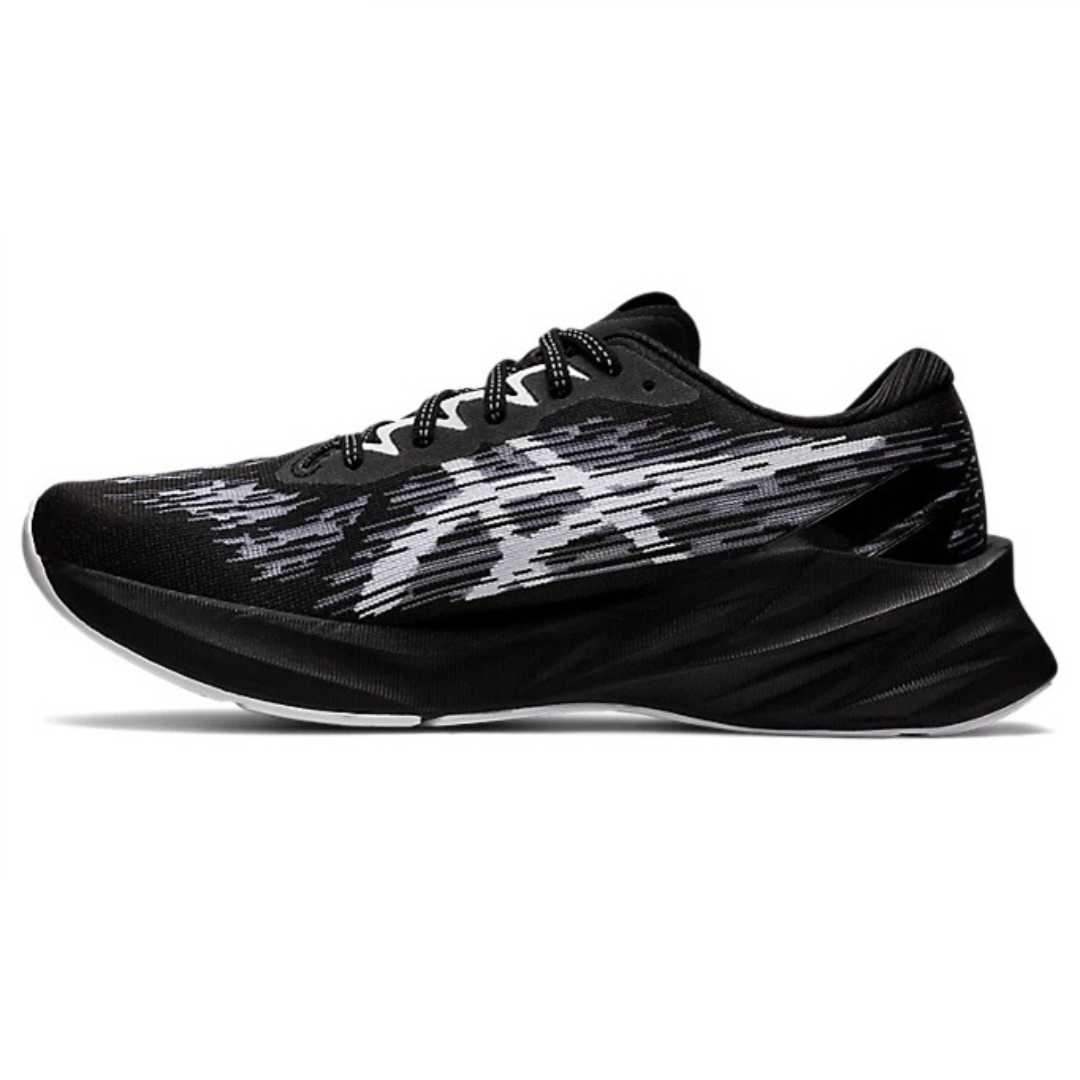 Asics Novablast 3™ – Noir avec Blanc