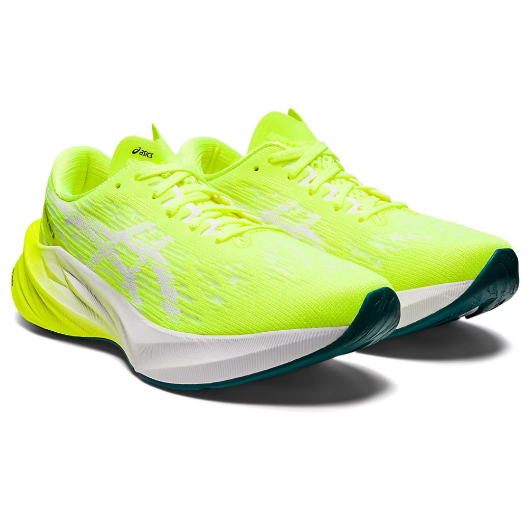 Asics Novablast 3™ – Vert fluo et blanc