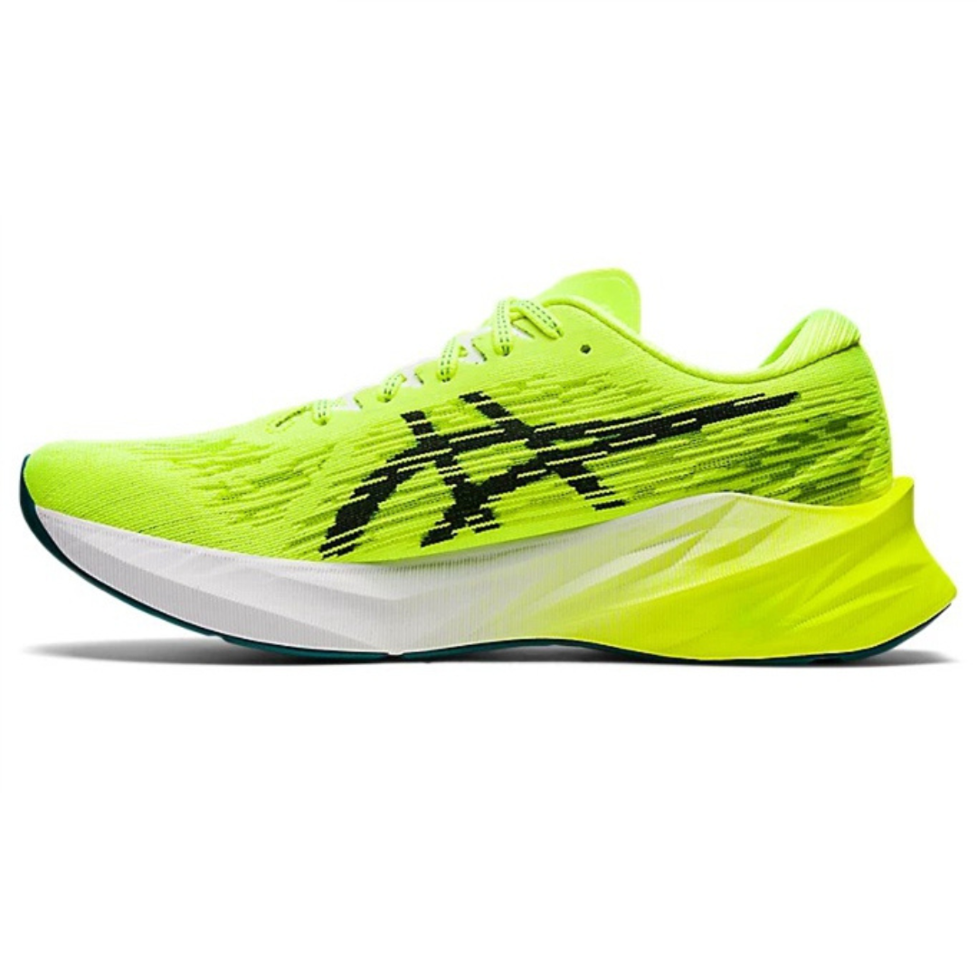 Asics Novablast 3™ – Vert fluorescent et noir