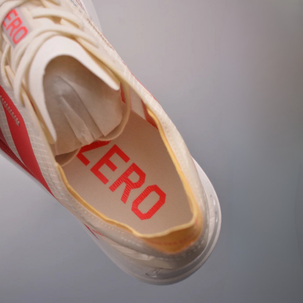Adidas Adizero Adios Pro 4™ – Beige avec Rouge