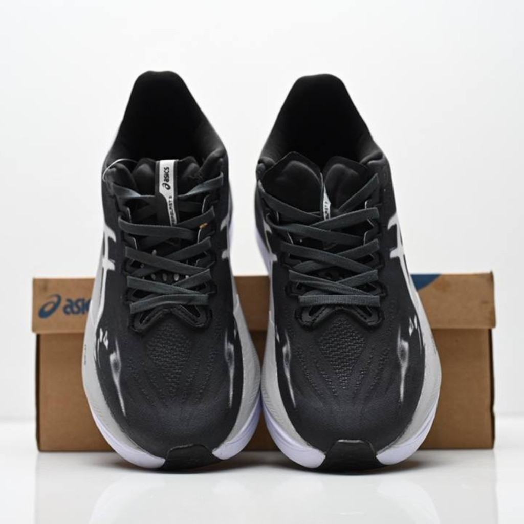 Asics Superblast 2 Unisexe™ – Noir avec Blanc et Gris