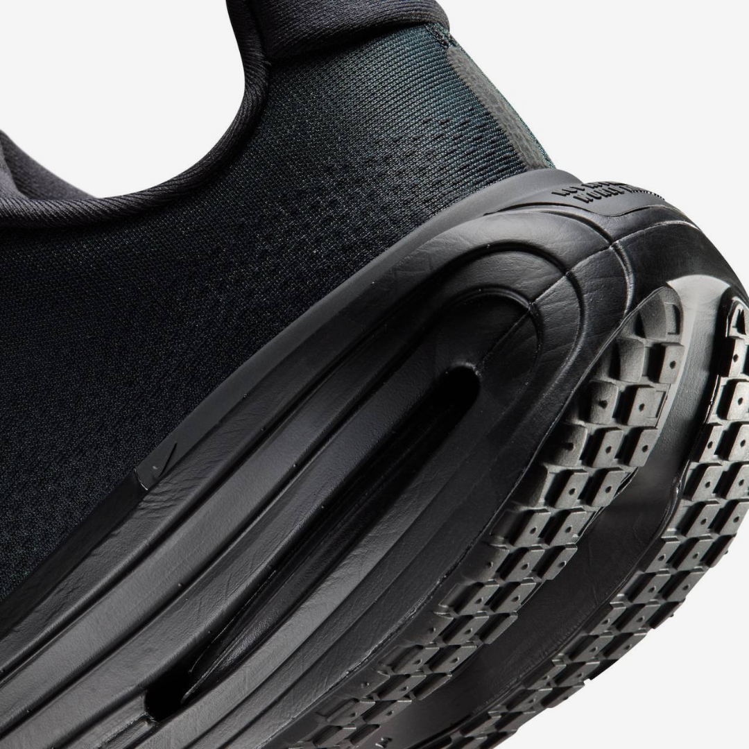 Nike Vomero Premium™ – Édition Triple Black