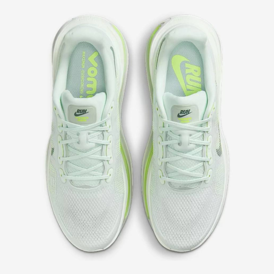 Nike Vomero Premium™ – White Glow et Green Strike