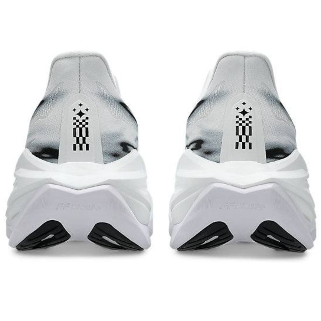 Asics Superblast 3 Unisexe™ – Blanc et Noir