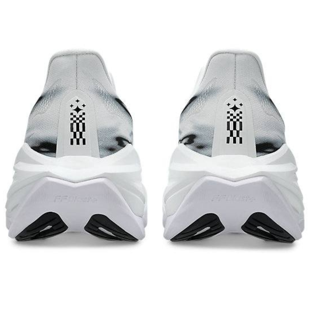 Asics Superblast 3 Unisexe™ – Blanc et Noir