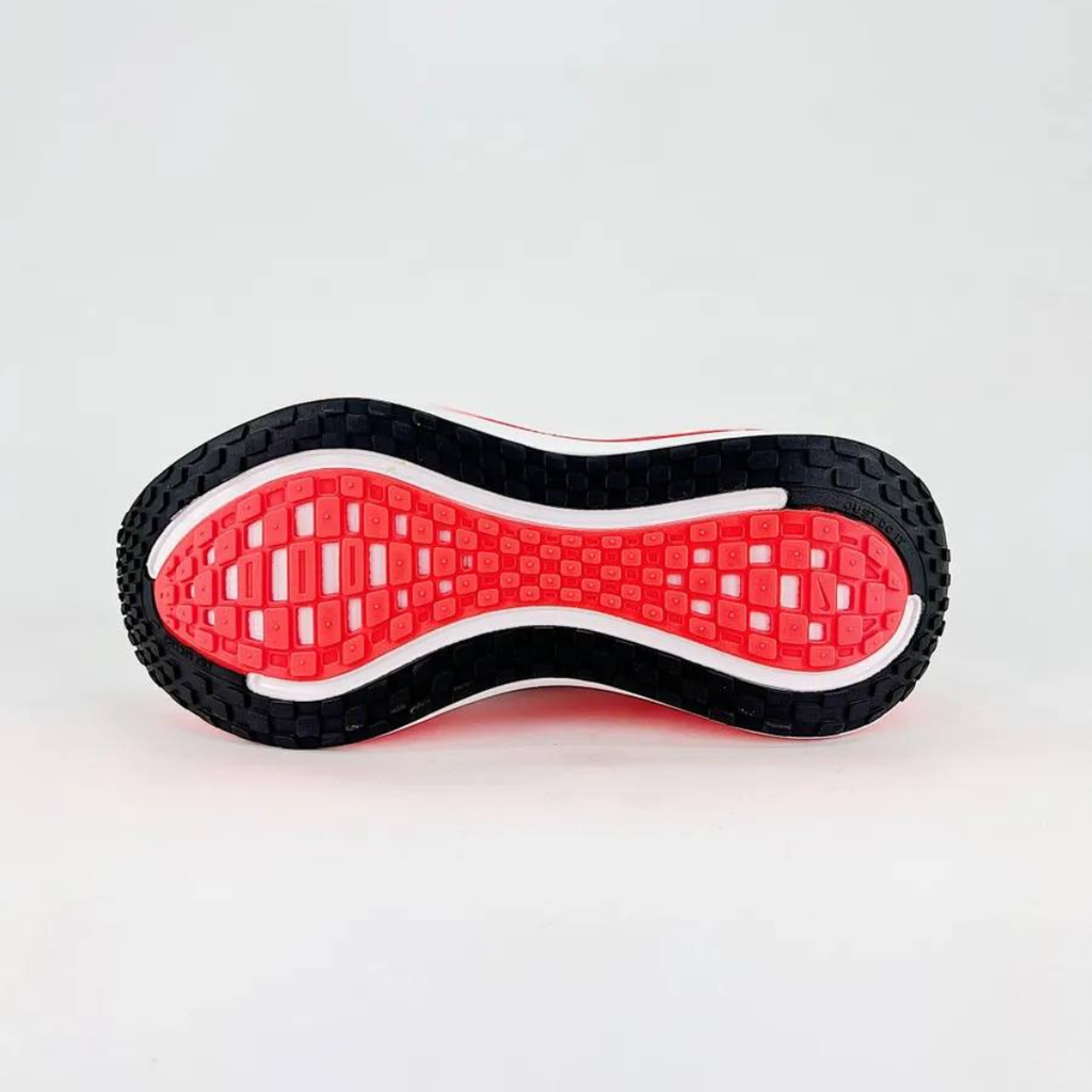 Nike Vomero Plus™ – Blanc Charge c/ Rouge Écarlate