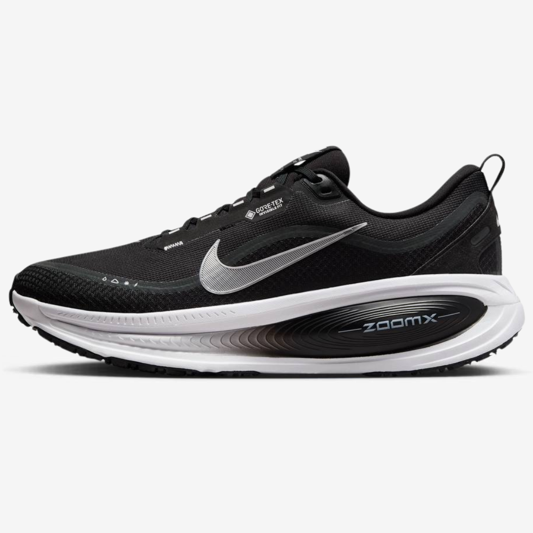 Nike Vomero 18™ – Black Shadow avec White Cloud