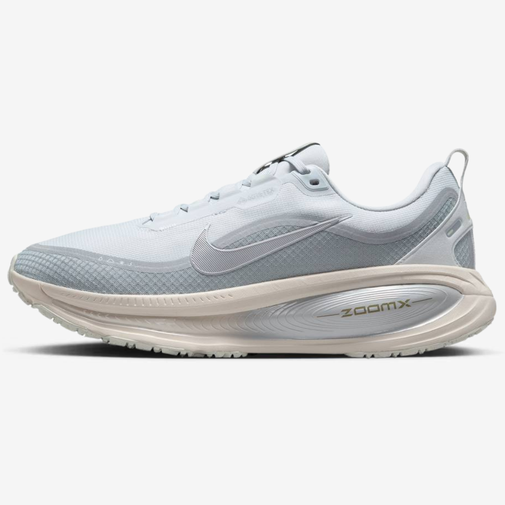 Nike Vomero 18™ – Édition Gris Métallisé