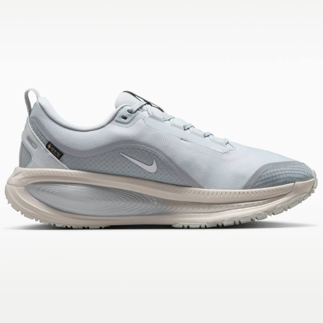 Nike Vomero 18™ – Édition Gris Métallisé