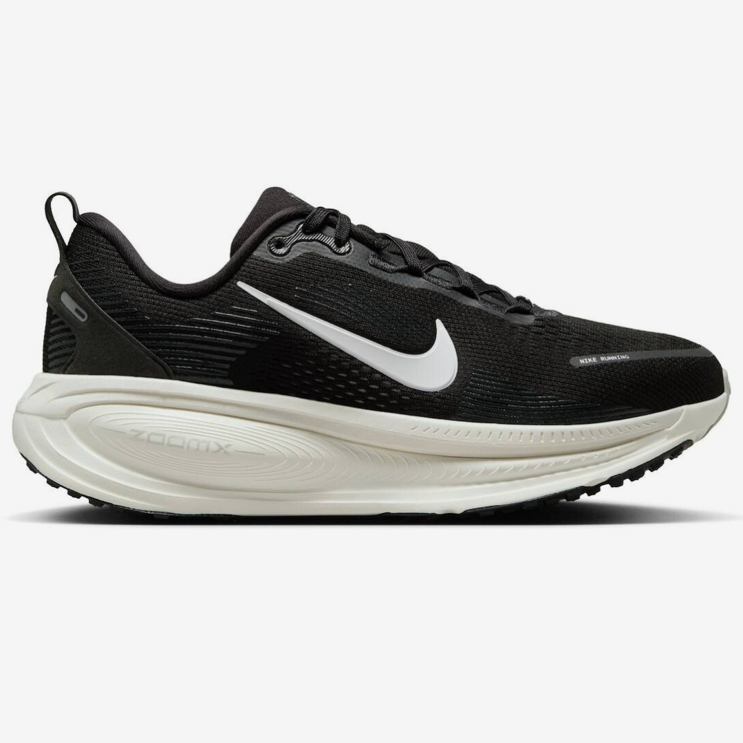 Nike Vomero 18™ – Black Shadow avec White Cloud
