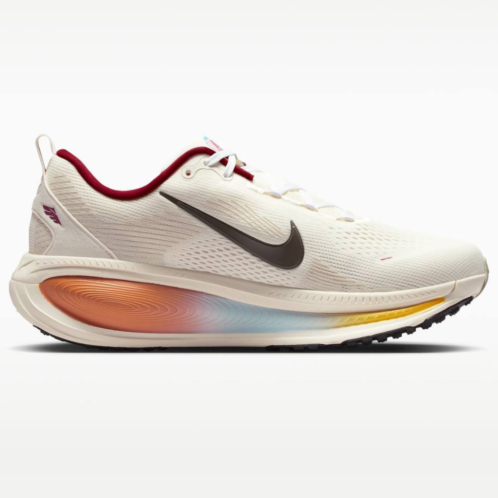 Nike Vomero 18™ – Blanc Luminescent/Rouge Bordeaux Cramoisi