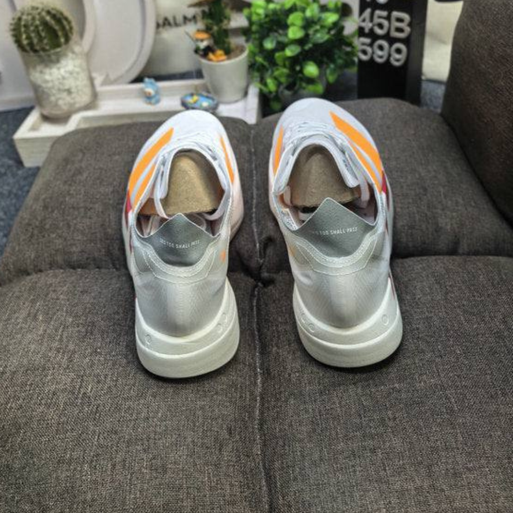 Adidas Adizero Adios Pro 4™ – Blanc avec Orange