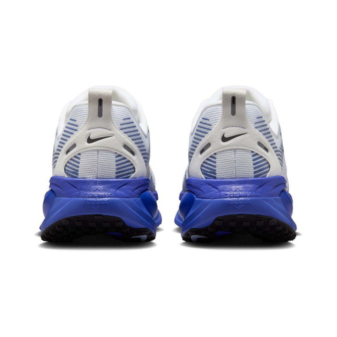 Nike Vomero 18™ – White Cloud avec Midnight Navy