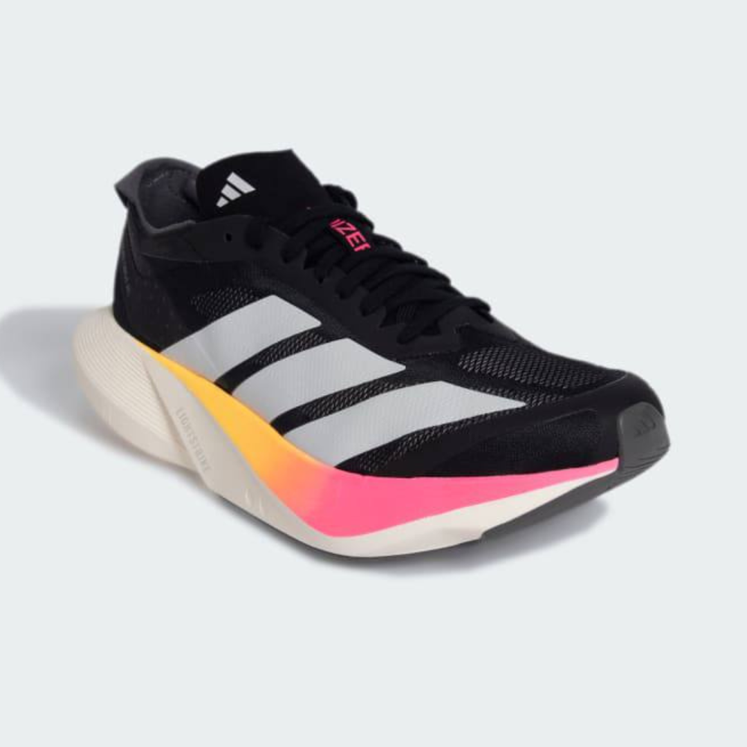 Adidas Adizero Drive RC™ – Core Black avec White, Zero Metallic et Spark
