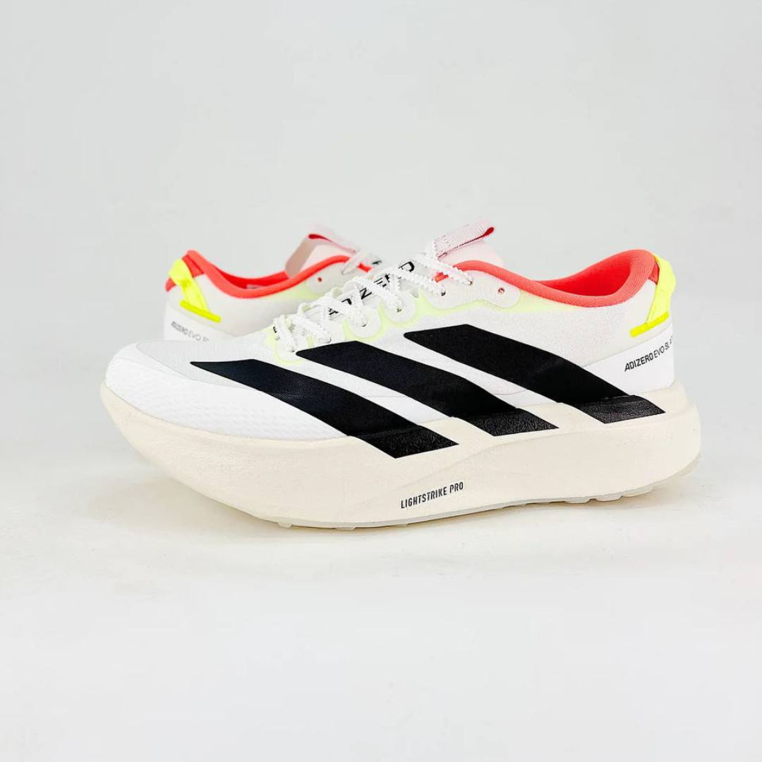Adidas Adizero EVO SL ATR™ – Blanc/Noir et Rouge