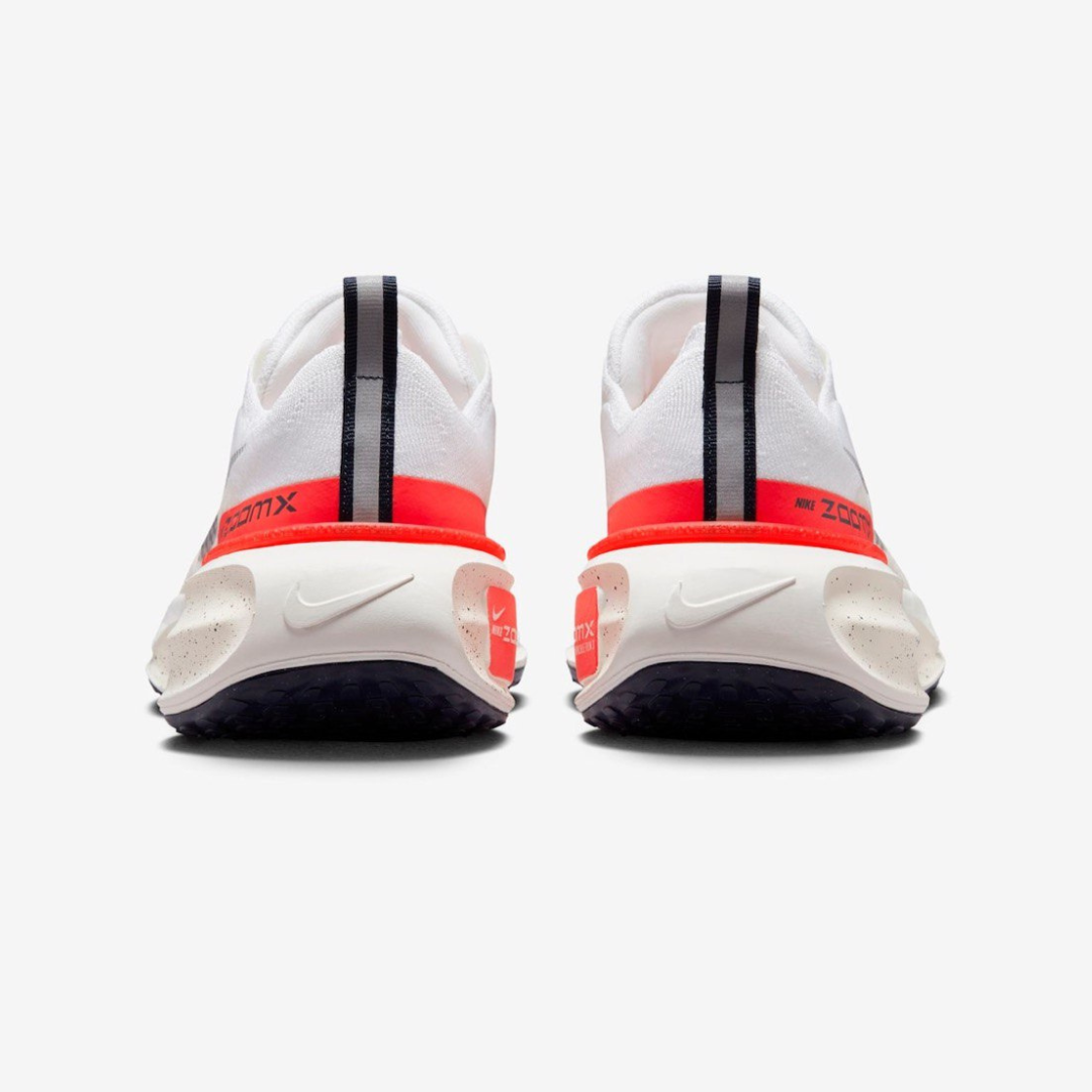 Nike ZoomX Invincible Run 3™ – White Charge et Crimson Rush