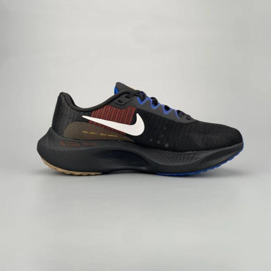 Nike Air Zoom Fly 5™ – Black Shadow avec Ocean Blue & Earth Brown