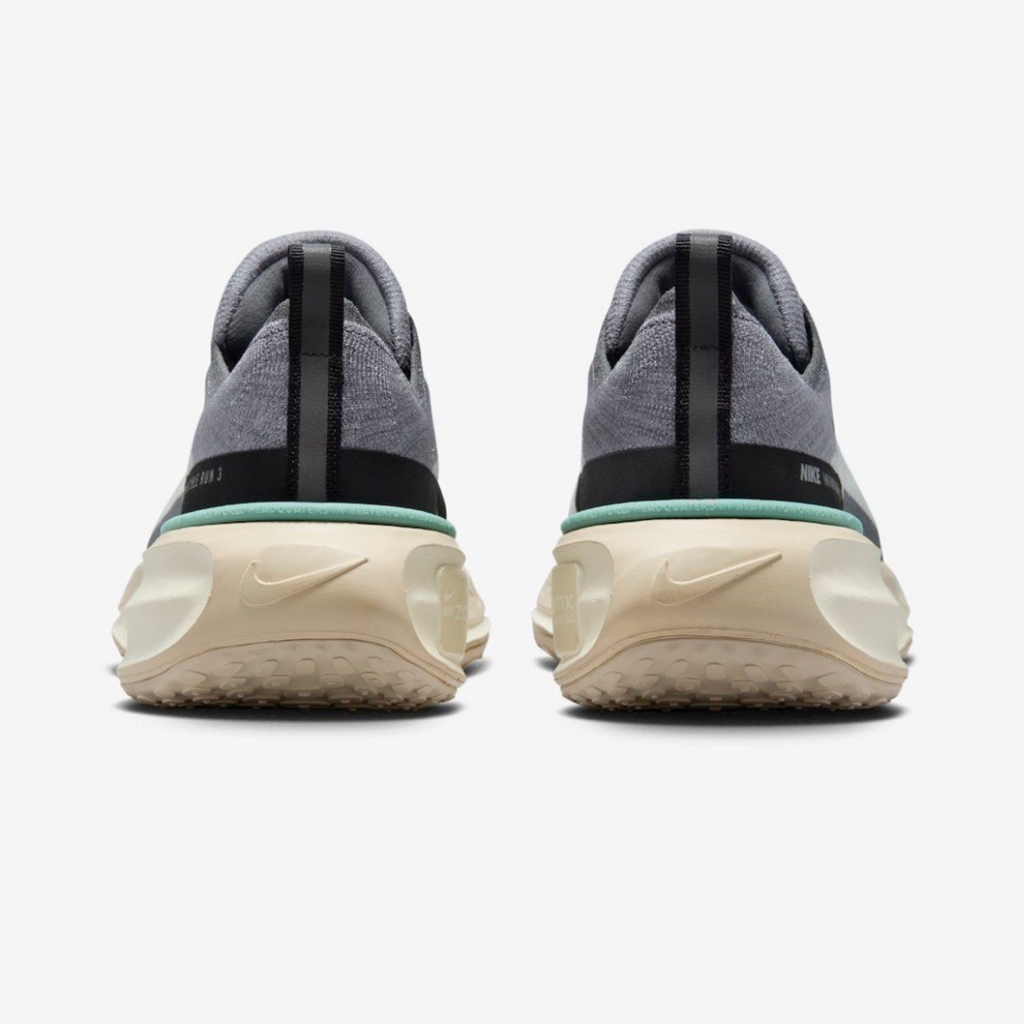 Nike ZoomX Invincible Run 3™ – Gris Acier/Ombre Noire