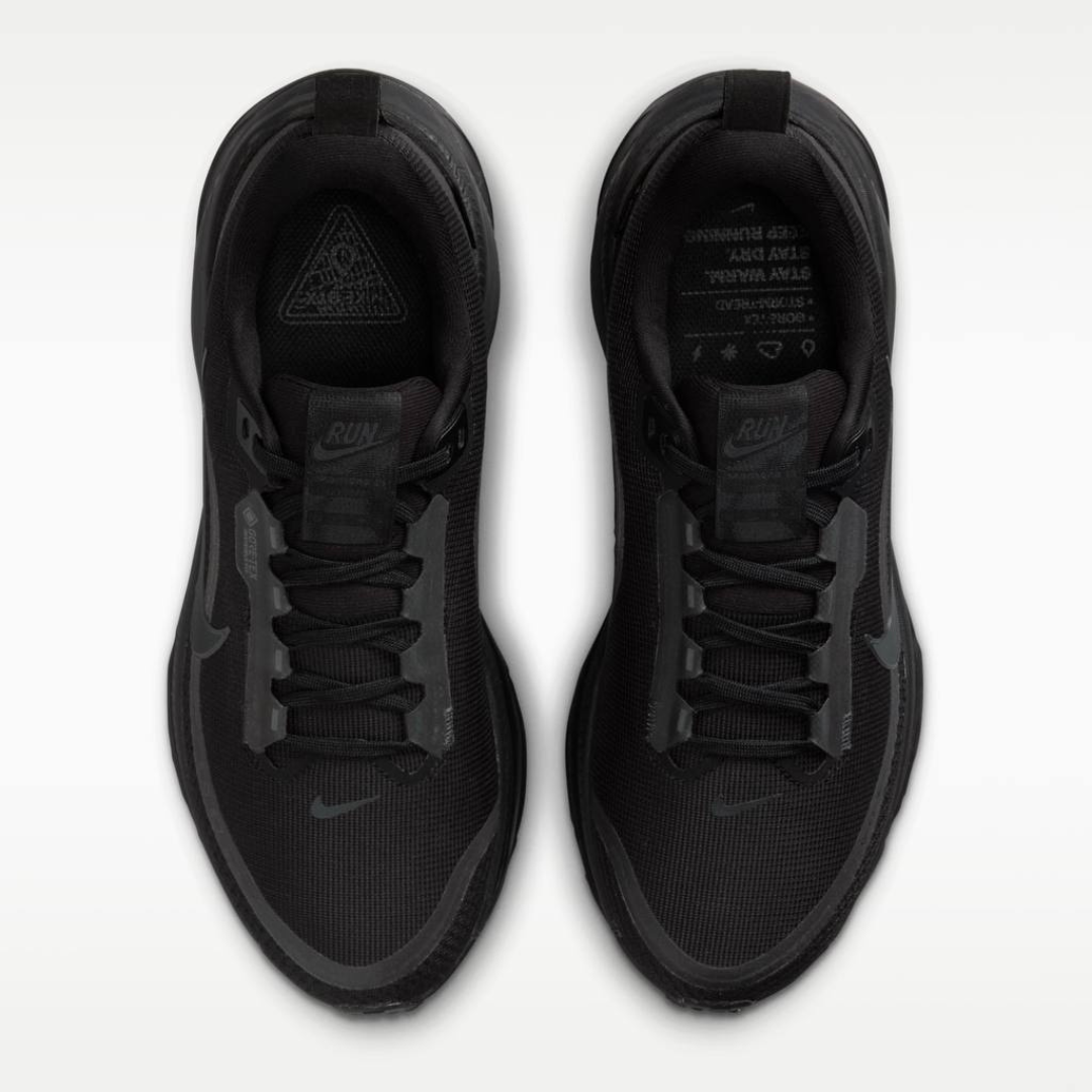 Nike Vomero 18™ – Édition Triple Noir