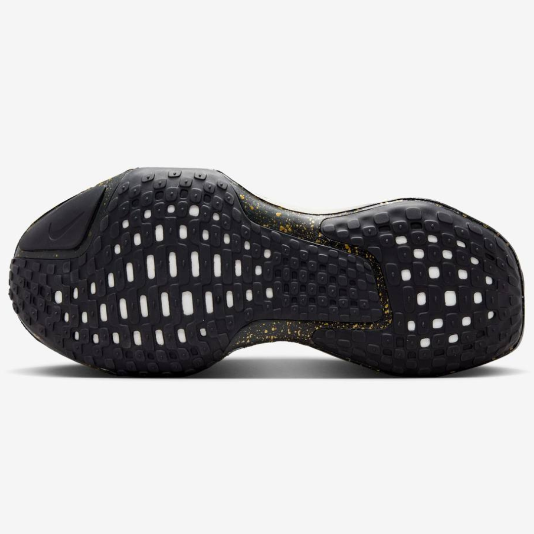 Nike ZoomX Invincible Run 3™ – Gris Acier/Or Noir