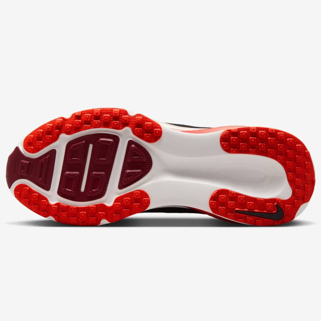 Nike Vomero 18™ – Black Shadow/Crimson Rush