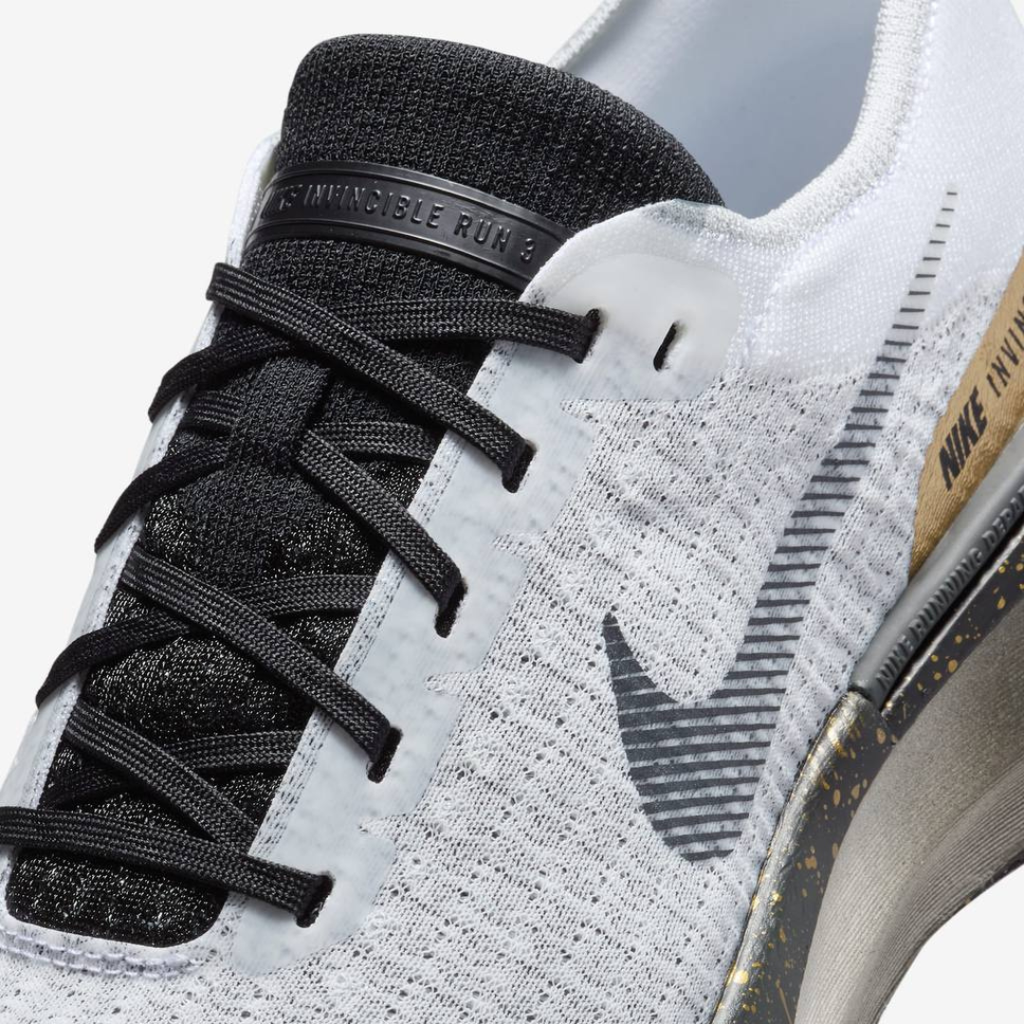 Nike ZoomX Invincible Run 3™ – Gris Acier/Or Noir