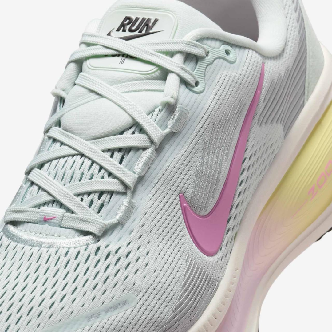 Nike Vomero 18™ – Vert Aqua avec Rose Pulse