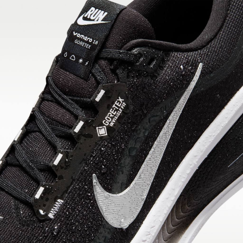 Nike Vomero 18™ – Black Shadow avec White Cloud