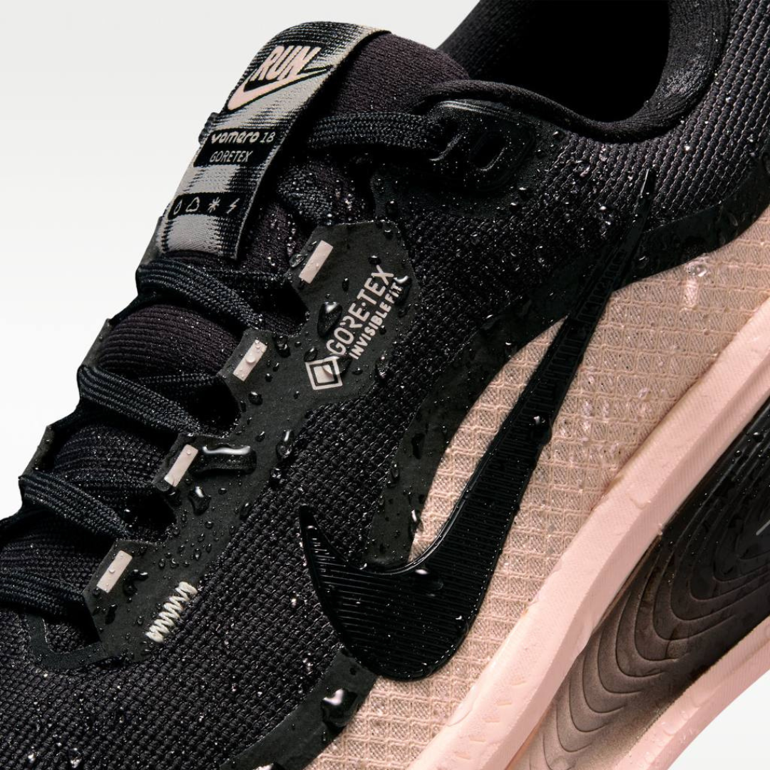 Nike Vomero 18™ – Black Shadow/Rose doux