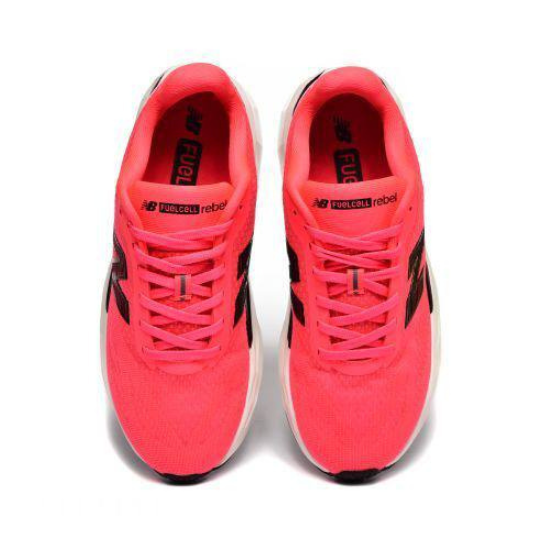 New Balance FuelCell Rebel V5™ – Rouge et blanc