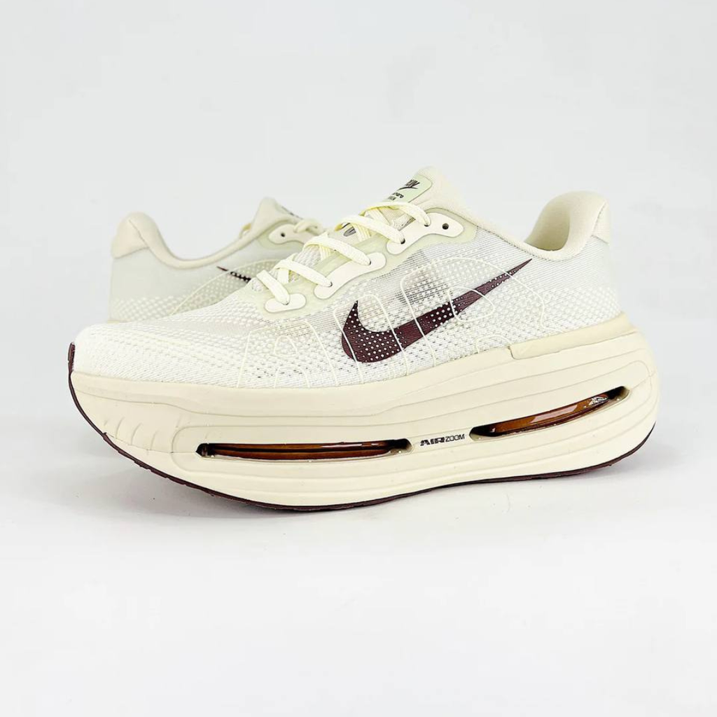 Nike Vomero Premium™ – Sable du désert avec Brun terre