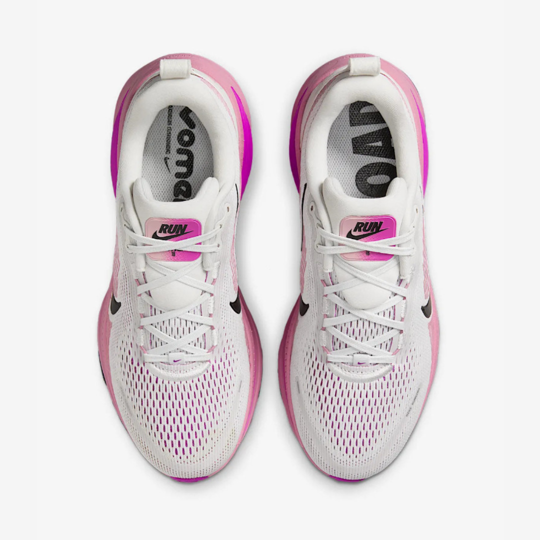 Nike Vomero 18™ – Blanc lumineux/Violet vif