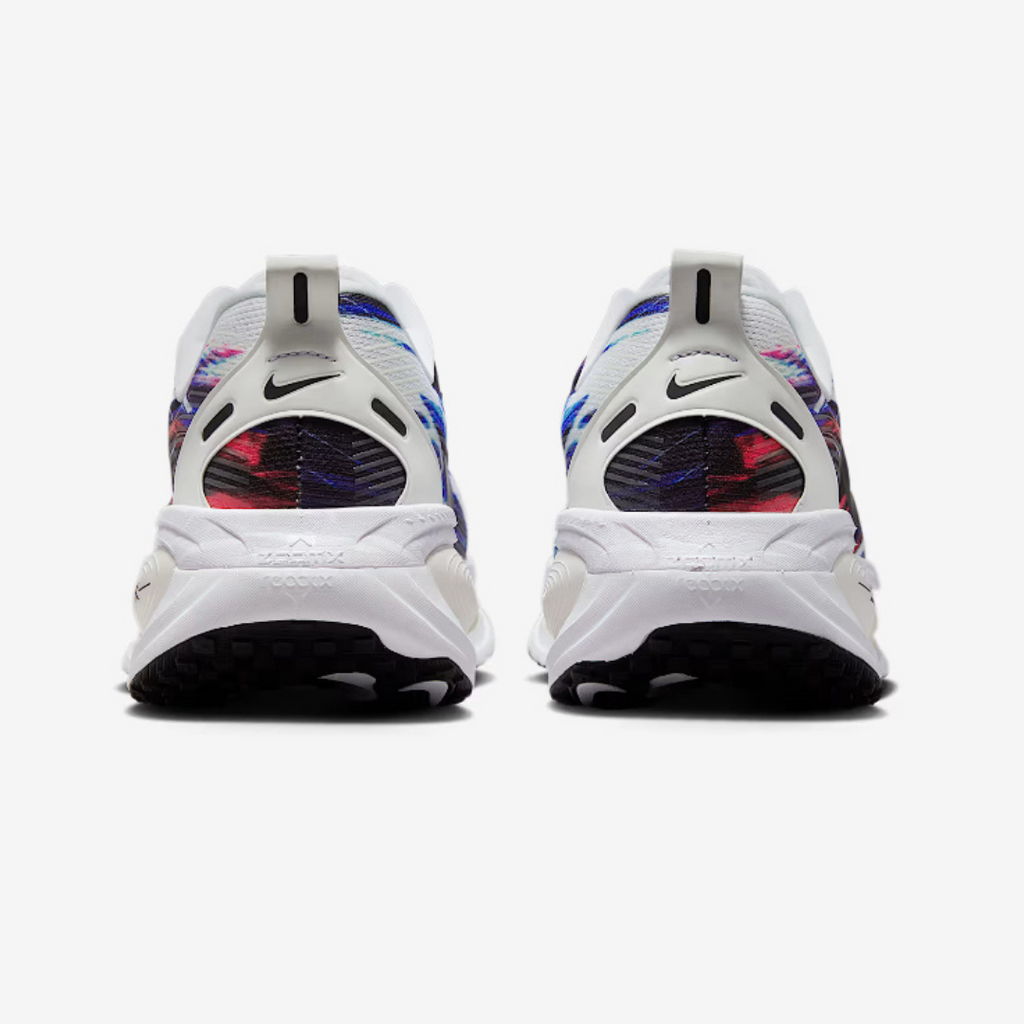 Nike Vomero 18™ – Édition Spectrum Fusion