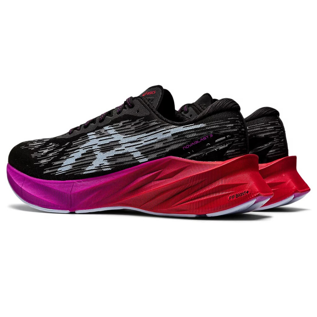 Asics Novablast 3™ – Noir avec Violet et Rouge