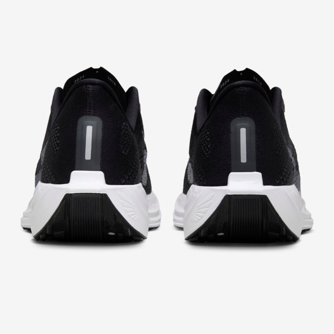 Nike Air Zoom Pegasus Plus™ – Noir/Blanc