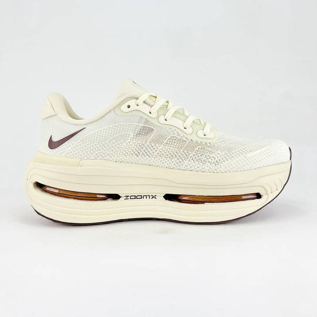 Nike Vomero Premium™ – Sable du désert avec Brun terre