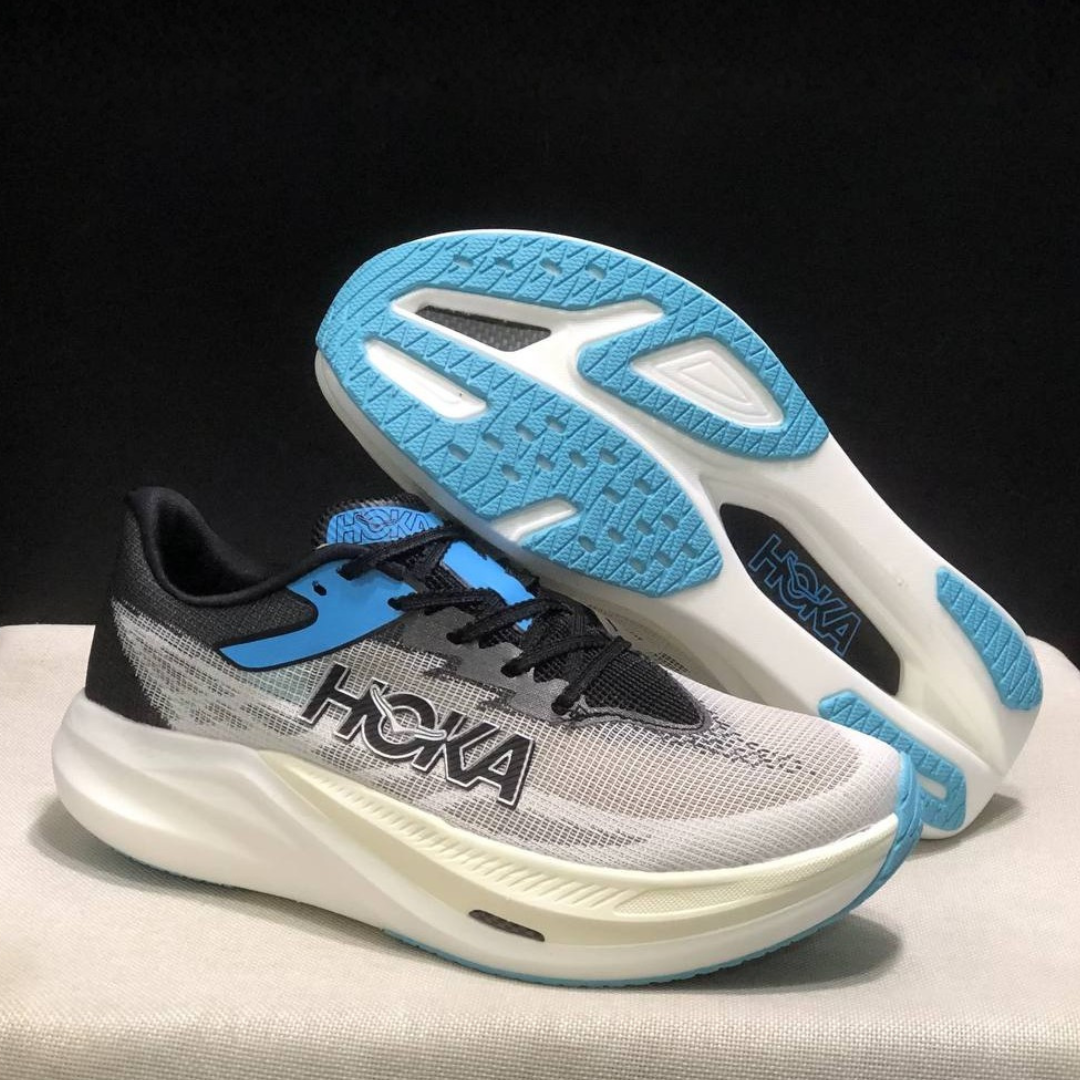 Hoka Rocket X 3 Unisexe™ – Noir Intense avec Gris Urbain et Bleu Vif