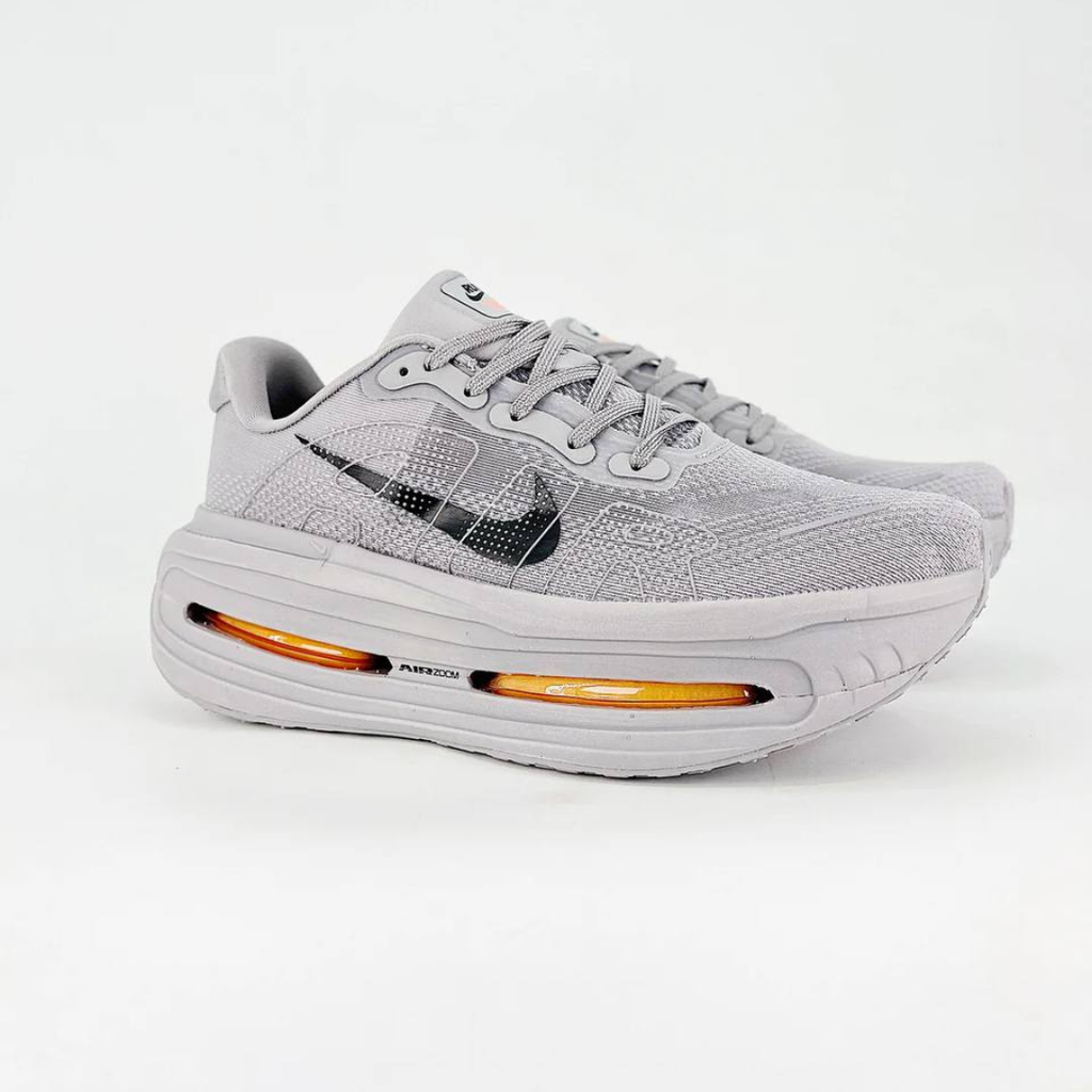 Nike Vomero Premium™ – Gris Acier avec Orange Couché de soleil