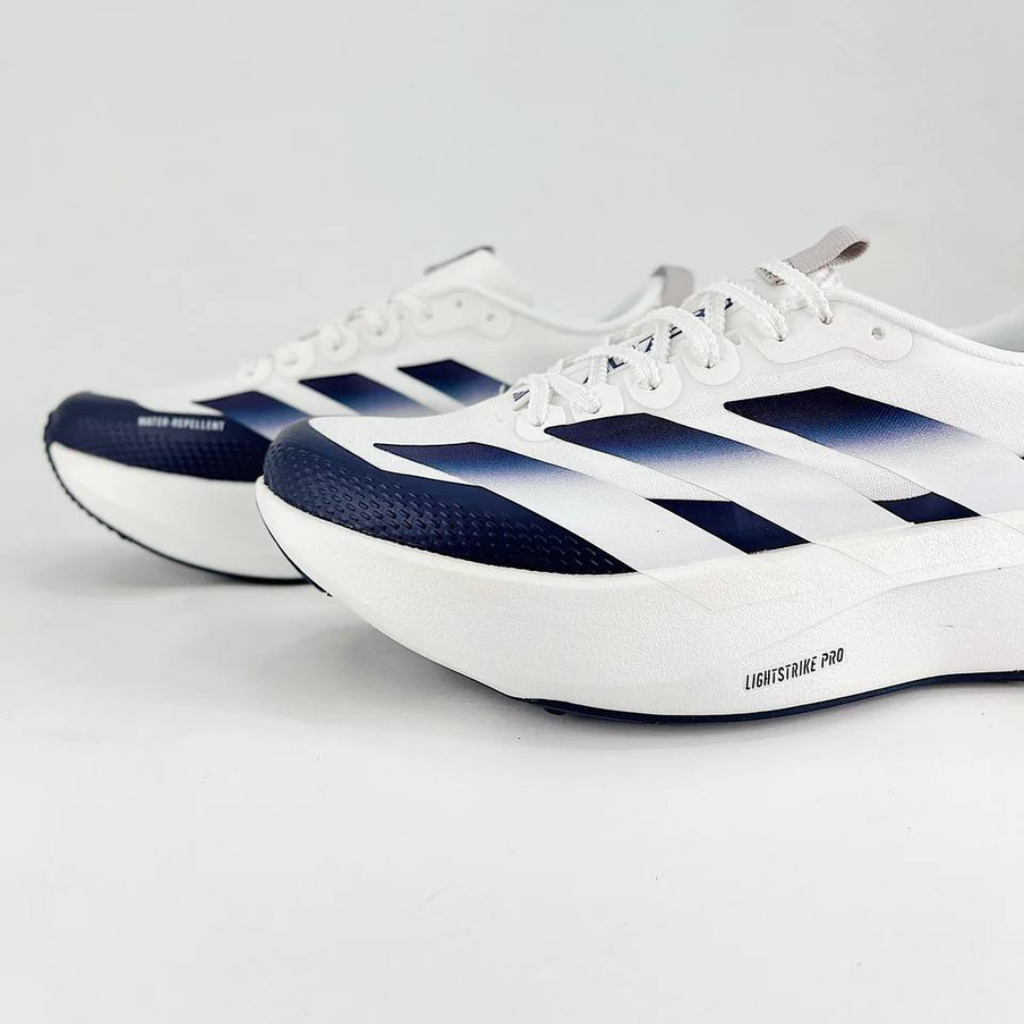 Adidas Adizero EVO SL ATR™ – Blanc et bleu marine