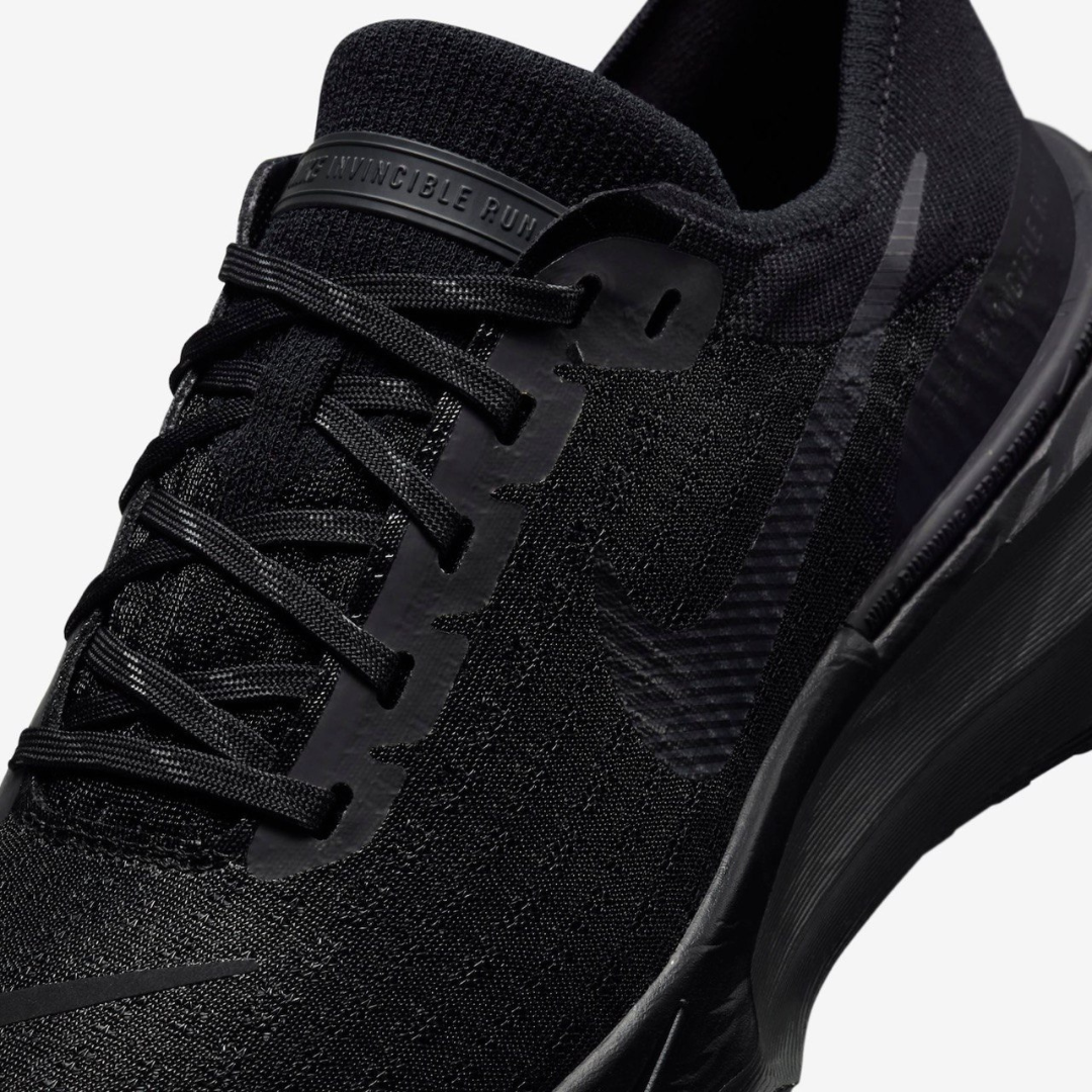 Nike ZoomX Invincible Run 3™ – Édition Triple Black
