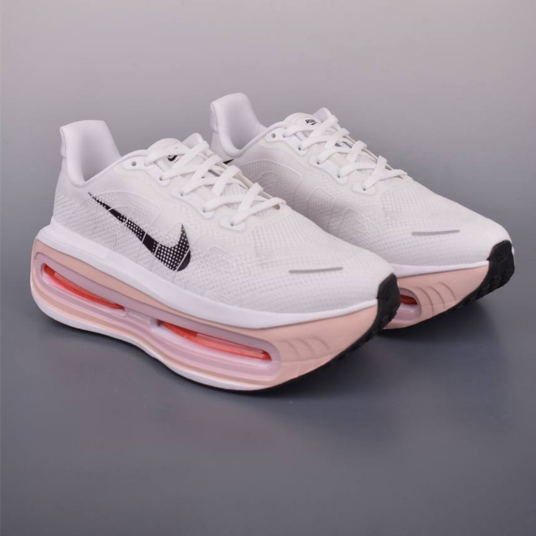 Nike Vomero Premium™ – Blanc brillant avec Rose vif