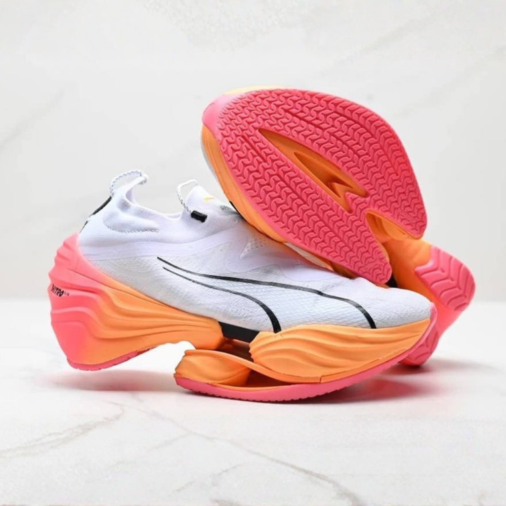 Puma Fast-RB Nitro Elite™ – Blanc avec Orange et Rose