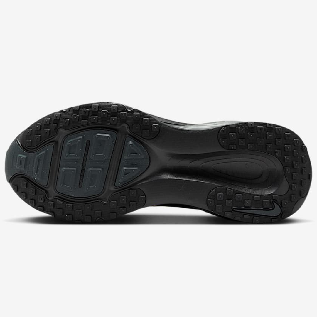 Nike Vomero 18™ – Édition Triple Noir