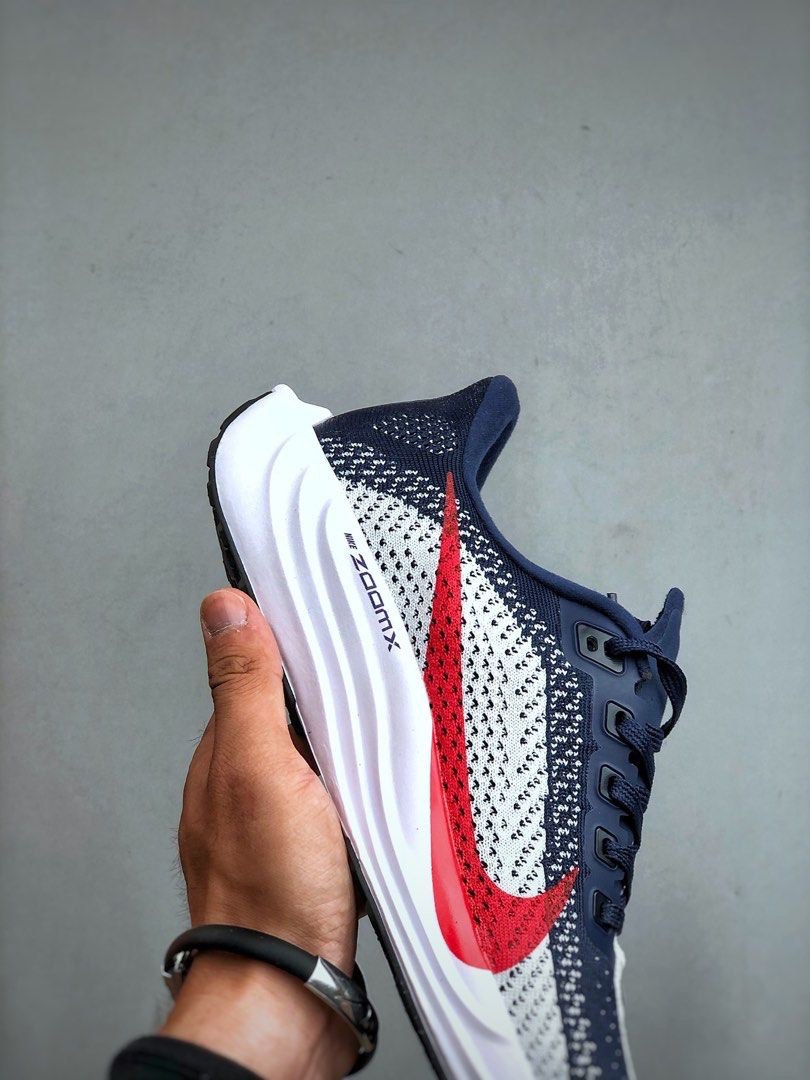 Nike Air Zoom Pegasus Plus™ – Bleu Marine/Blanc