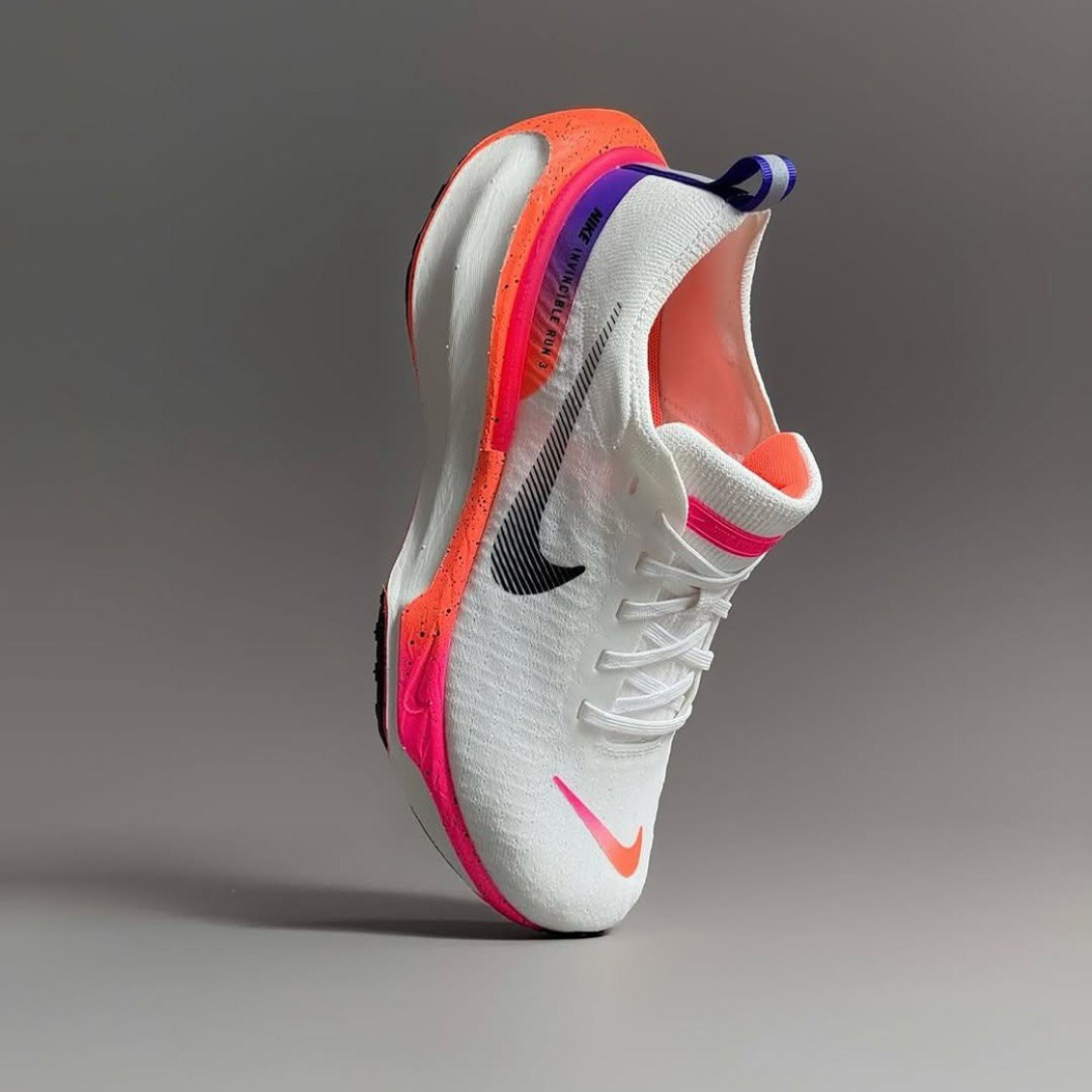Nike ZoomX Invincible Run 3™ – White Glow avec Hyper Pink
