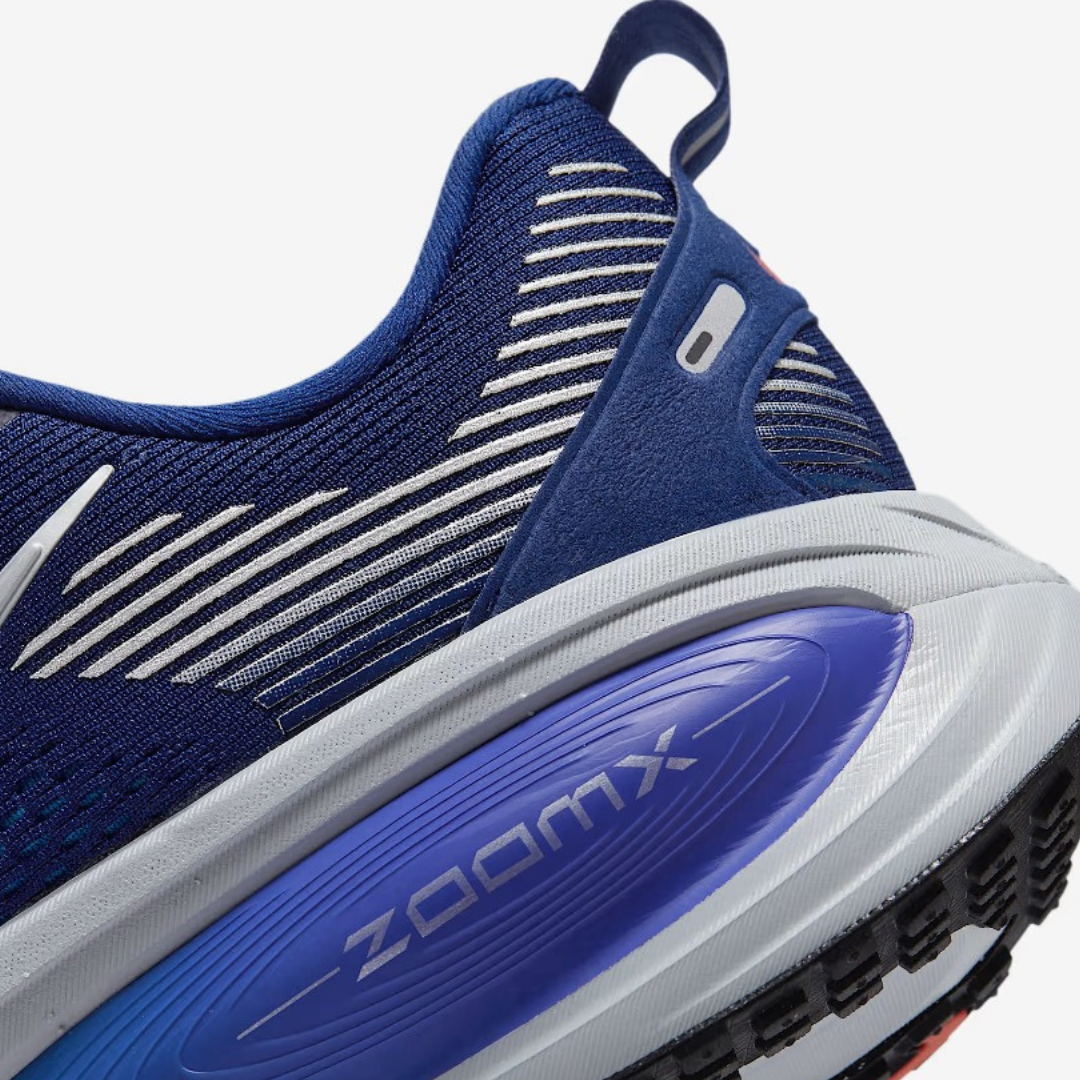 Nike Vomero 18™ – Ocean Blue w/ Metallic Grey