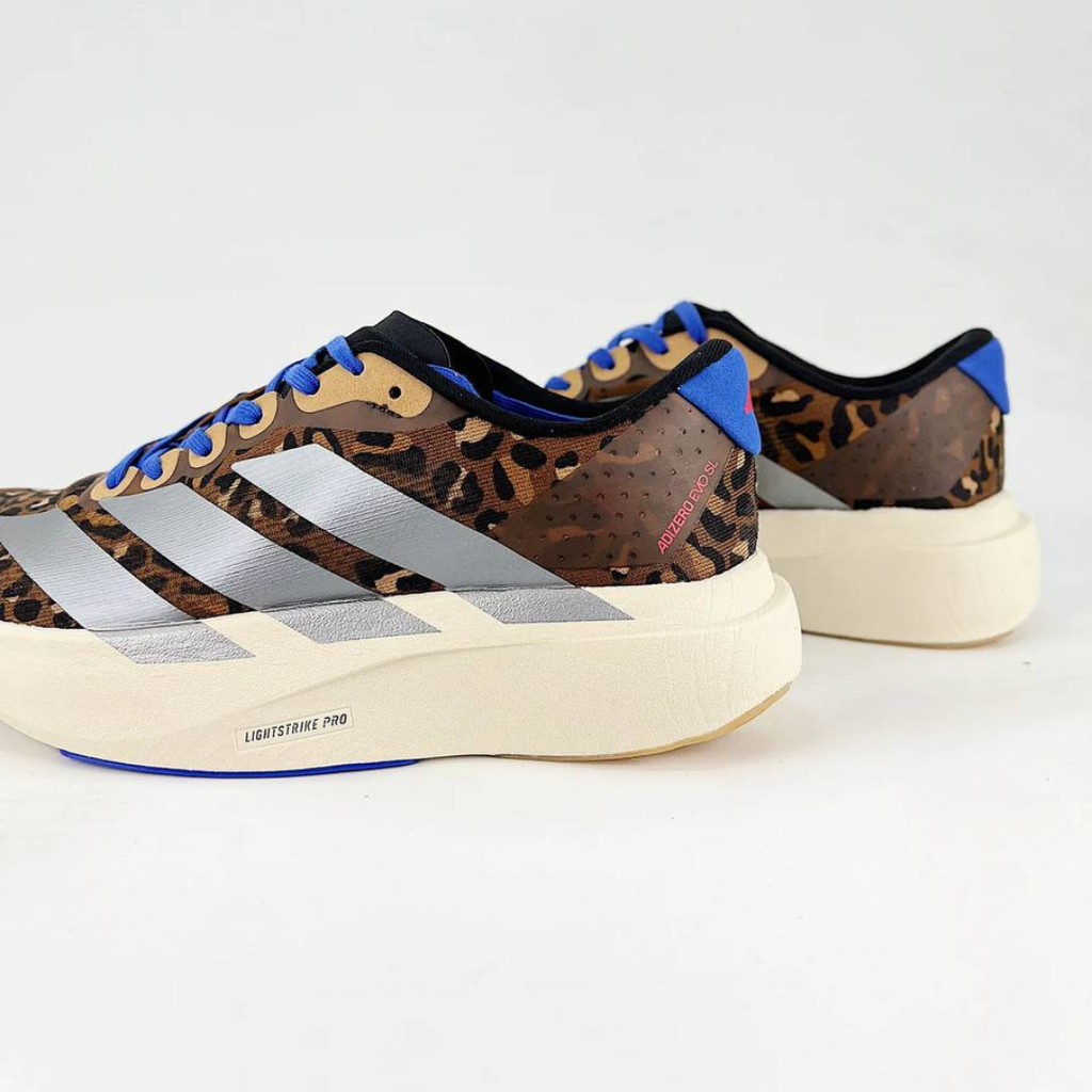 Adidas Adizero EVO SL™ – Marron avec Gris Métallisé et Bleu Lumineux