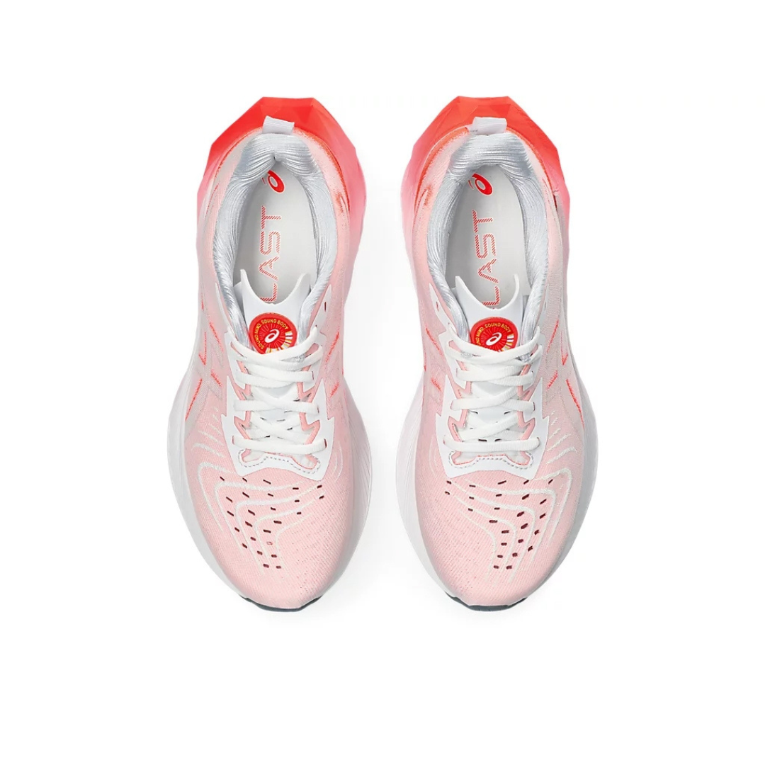 Asics Novablast 4™ – Rouge et Blanc