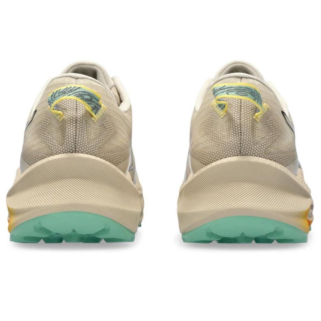 Asics Trabuco Max 3™ – Beige avec orange et vert